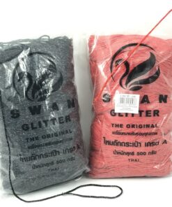 Cordoncino Swan Glitter Thai, confezione 500 grammi, per realizzare splendide borse maglie e tutto ciò che la vostra fantasia vi suggerisce. Disponibile in 15 colori