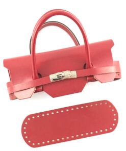 Set borsa Mini Birkin con un fondo borsa, una coppia di manici borsa abbinati in simil pelle e chiusura.