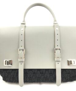 Set borsa elegance... Misure : h25cm - 35cm. Il set si riferisce ai soli particolari in pelle e non all'intera borsa.