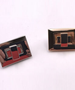 Chiusura L06 4 cm per borse disponibile in due differenti versioni: oro e argento.