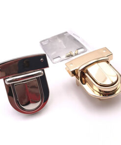 Chiusura L09 4,5 cm per borse disponibile in due differenti versioni: oro e argento.