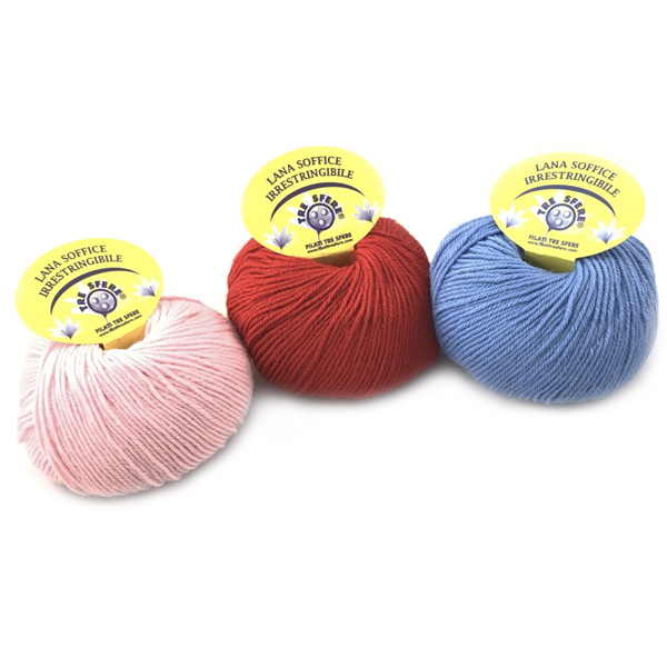 La Lana Soffice è una lana morbidissima e irrestringibile disponibile in 22 colorazioni.